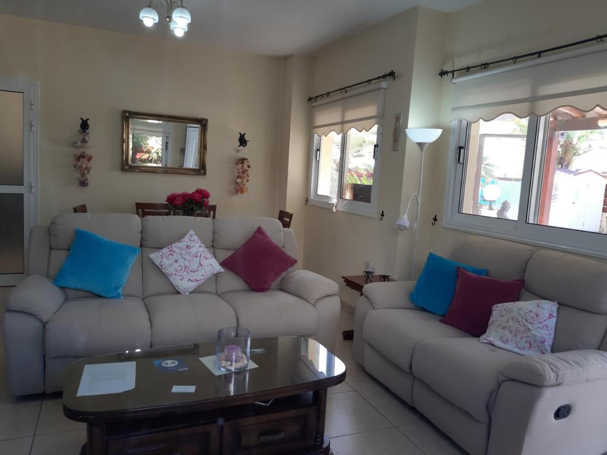 Carolyn Villa Is A Luxury 4-Bedroom Villa With Private Pool In Ayia Napa Ngoại thất bức ảnh